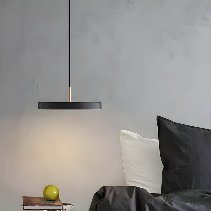Lumora: Lampada a sospensione LED piatta in alluminio con schermo in acrilico a forma di UFO – per ambienti moderni