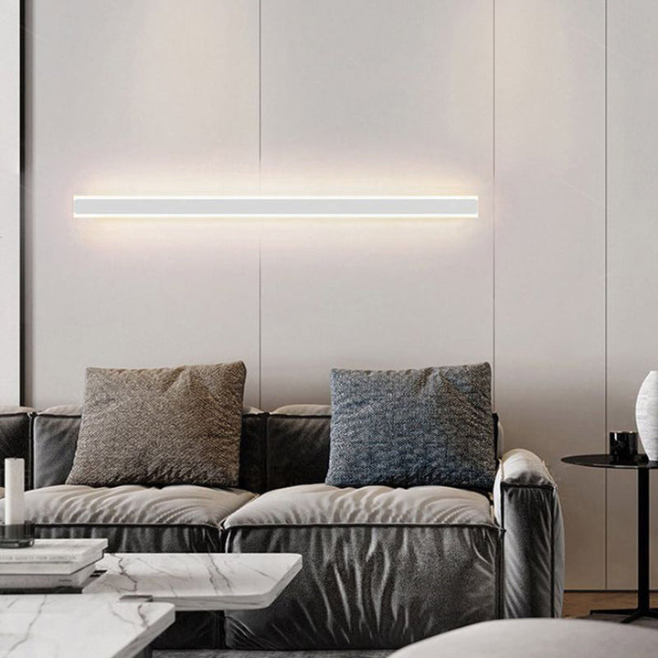 Lunara: Moderno Applique LED Lineare – per Camera da Letto e Corridoio