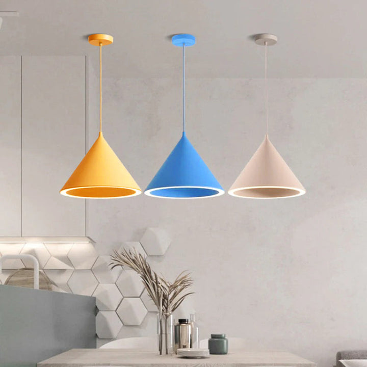 Lunera: Lampada a sospensione LED minimalista in acrilico – per camera da letto e soggiorno