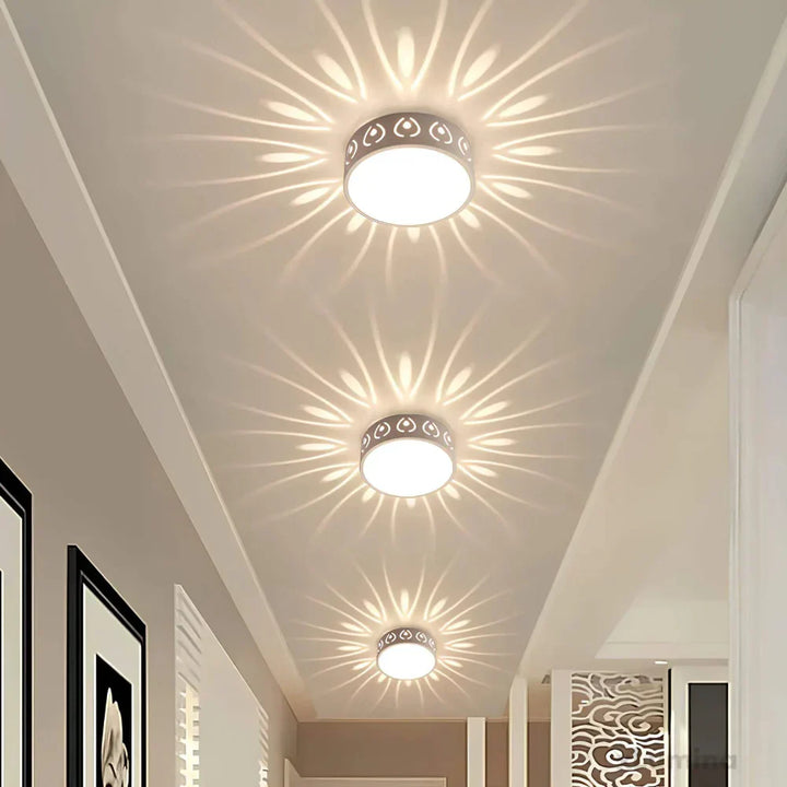 Moderna lampada da soffitto LED a risparmio energetico