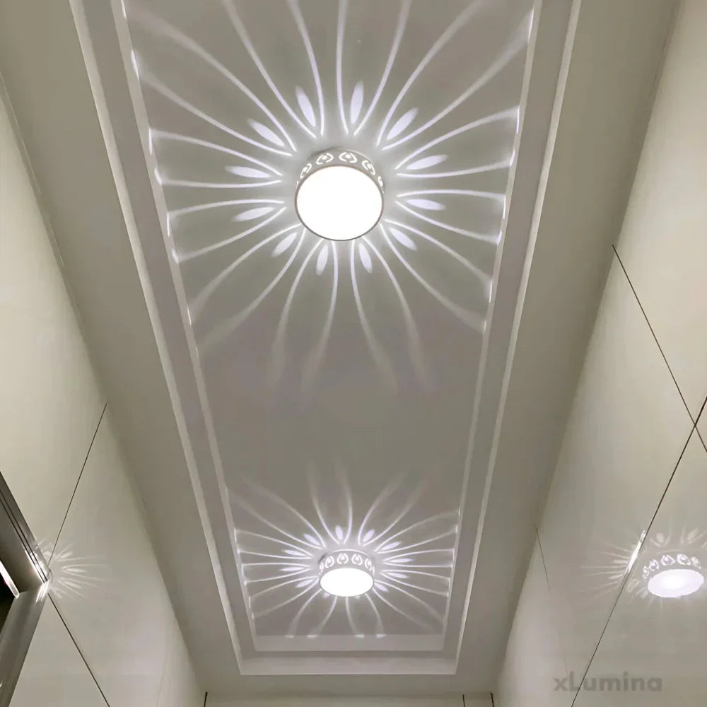 Moderna lampada da soffitto LED a risparmio energetico