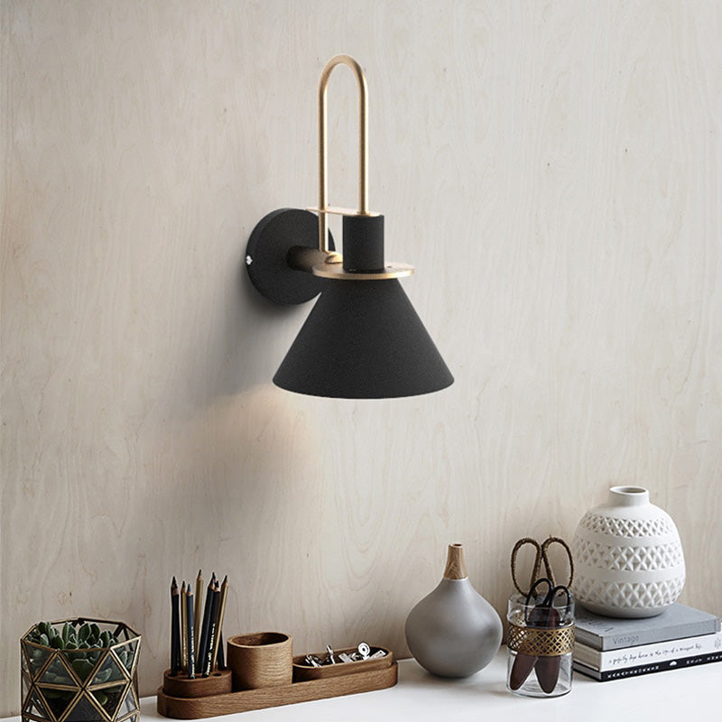 Lunovar: Applique moderna – Illuminazione elegante per ogni interno