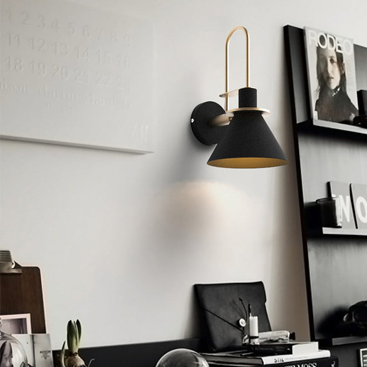 Lunovar: Applique moderna – Illuminazione elegante per ogni interno