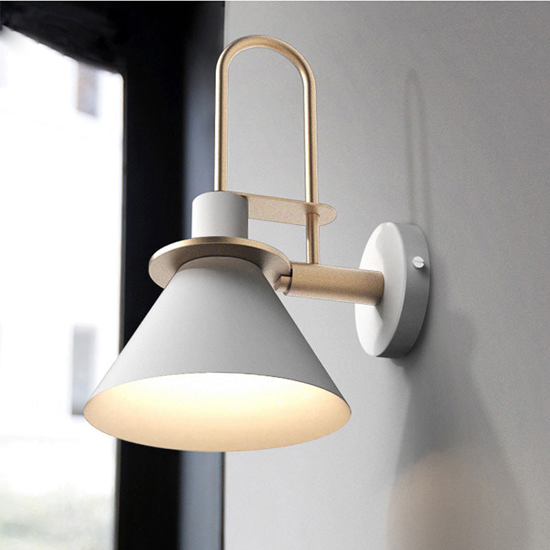 Lunovar: Applique moderna – Illuminazione elegante per ogni interno
