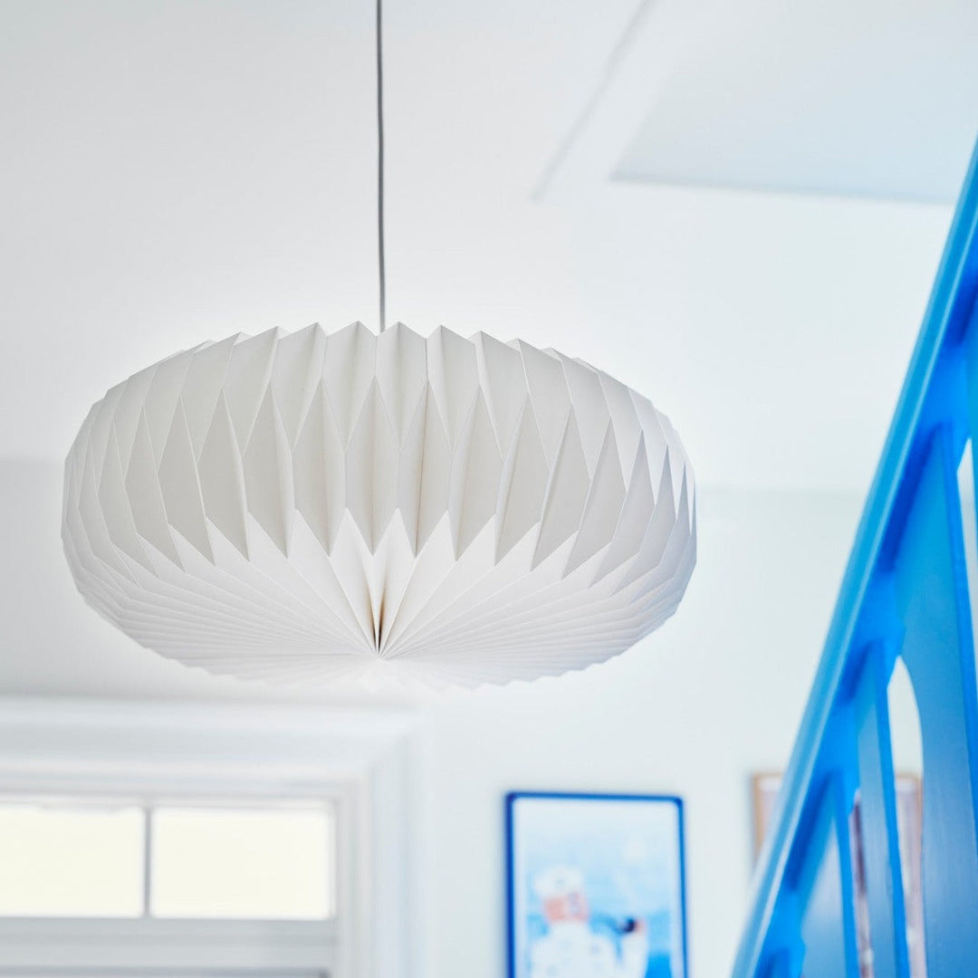 Lampada da soffitto in carta Belloy con paralume facile da montare