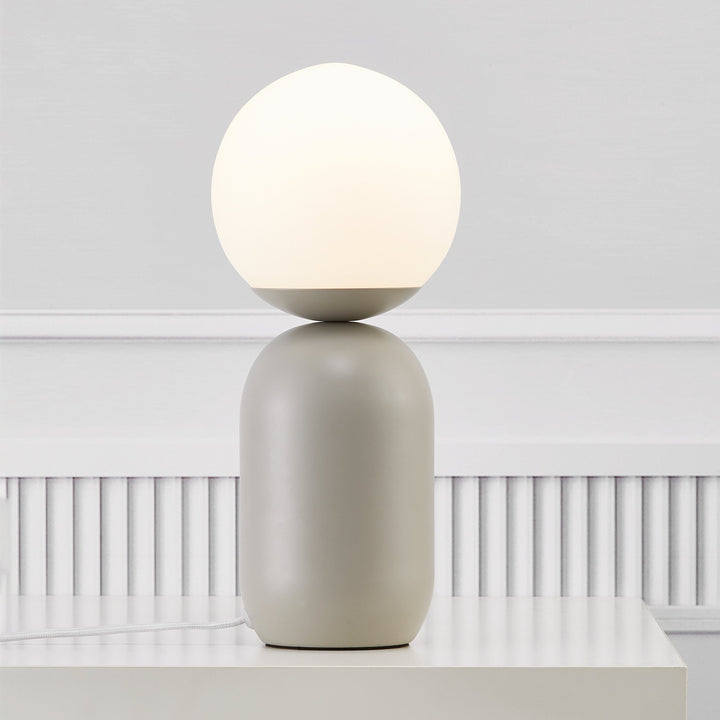 Lampada da Tavolo a Globo in Vetro Frosted Notti