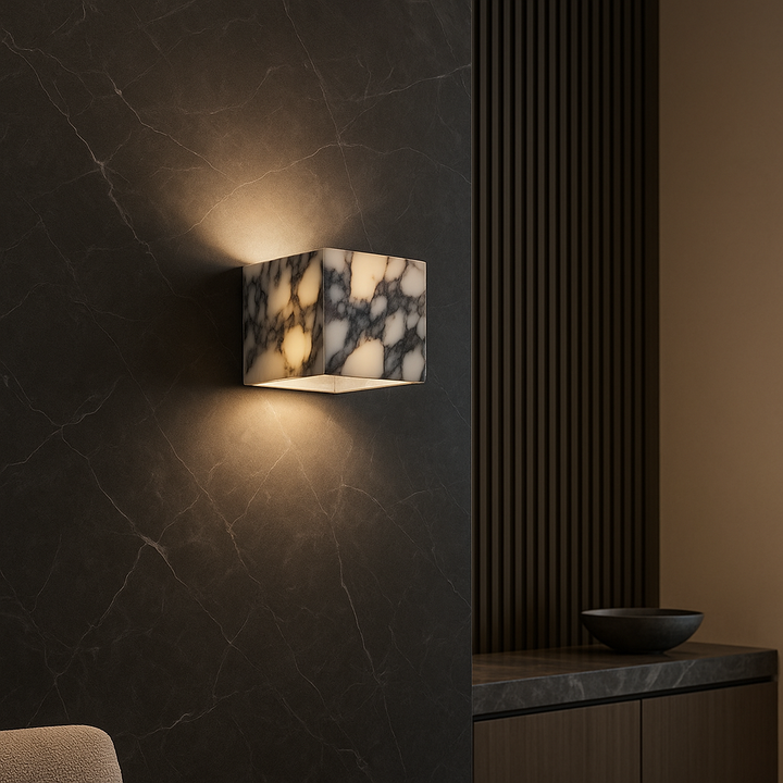 MarmoLux: Applique LED Cubo di Marmo – luce da parete moderna e di design