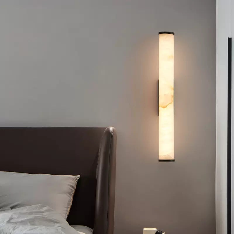 MarmoLux: Lampada da parete LED moderna con effetto marmo spagnolo e dettaglio in rame – per camera da letto e soggiorno