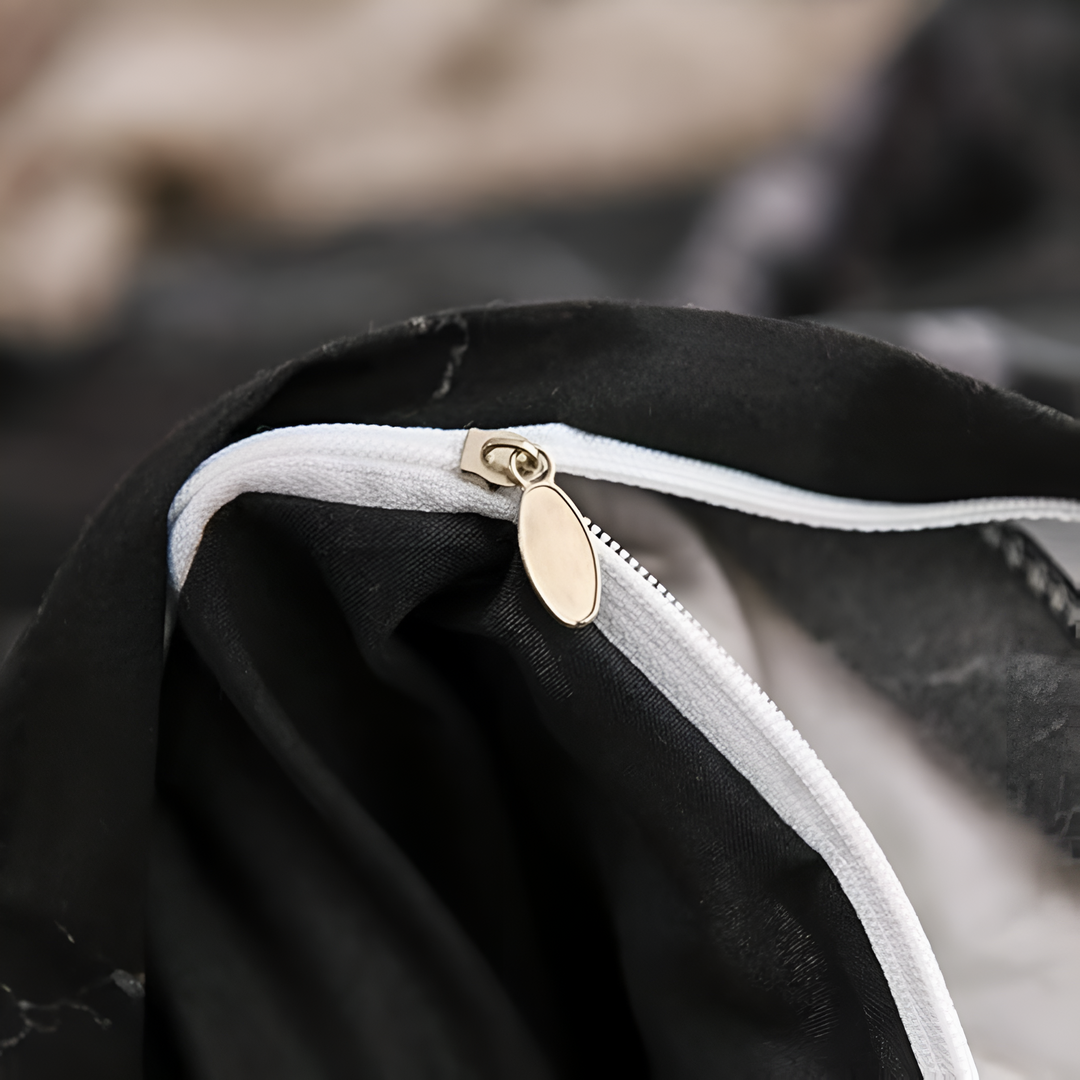 MarmorLux: Set copripiumino moderno – elegante, morbido e durevole con design in marmo nero per la camera da letto