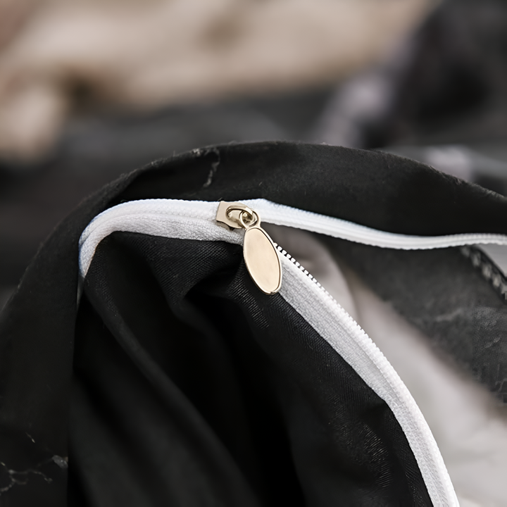 MarmorLux: Set copripiumino moderno – elegante, morbido e durevole con design in marmo nero per la camera da letto