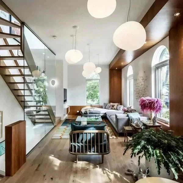 Bianco Latte – Lampada a sospensione in vetro satinato con accenti metallici – per soggiorno e sala da pranzo