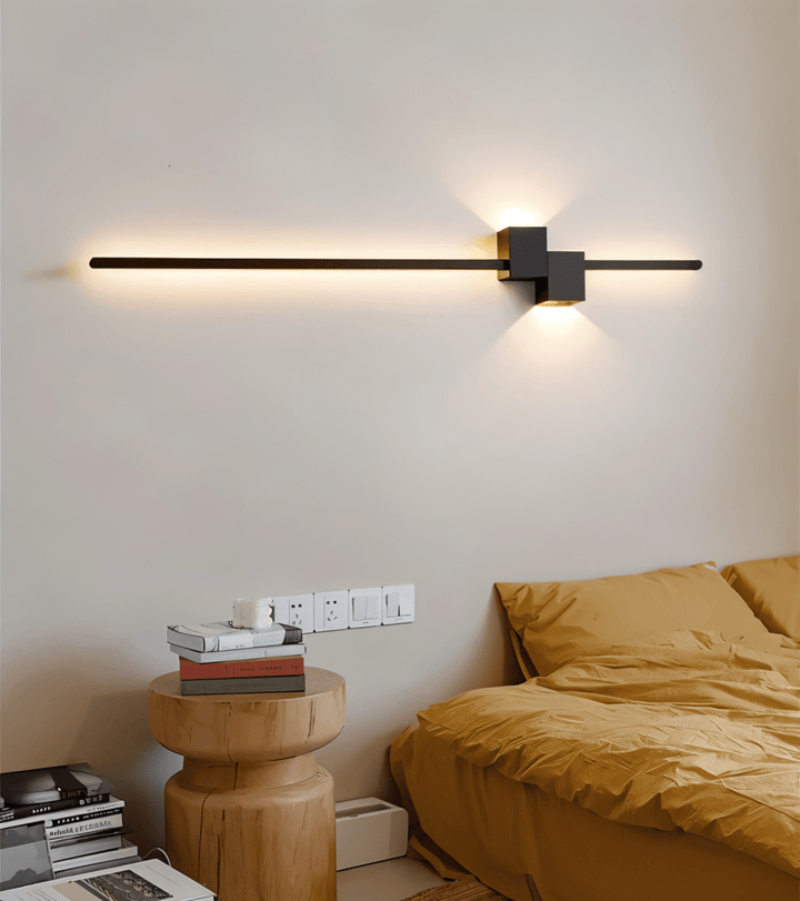 LINESTRIPE - Lampada da parete LED minimalista per un ambiente moderno