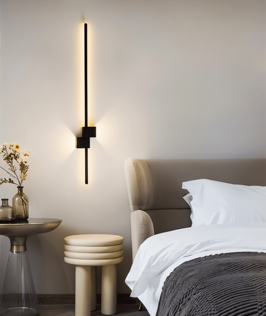 LINESTRIPE - Lampada da parete LED minimalista per un ambiente moderno