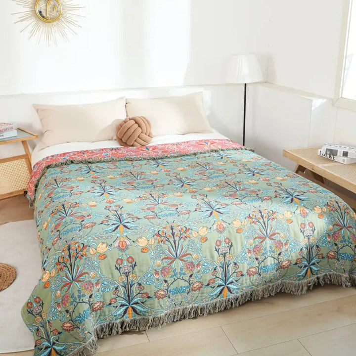 NaturTraum: Coperta in cotone con motivo floreale e frange – per divano e camera da letto