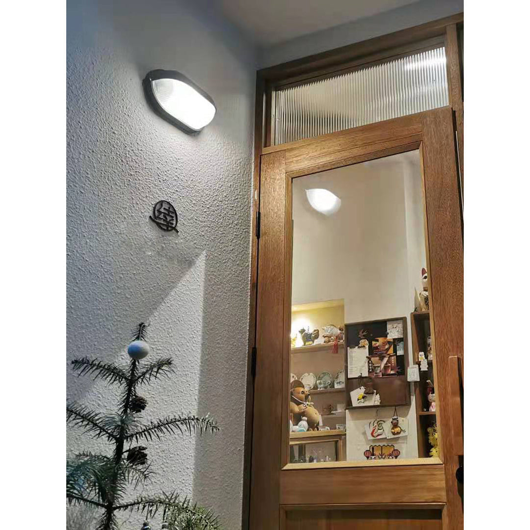 NautiLux: Applique marittima – Applique resistente alle intemperie in design industriale