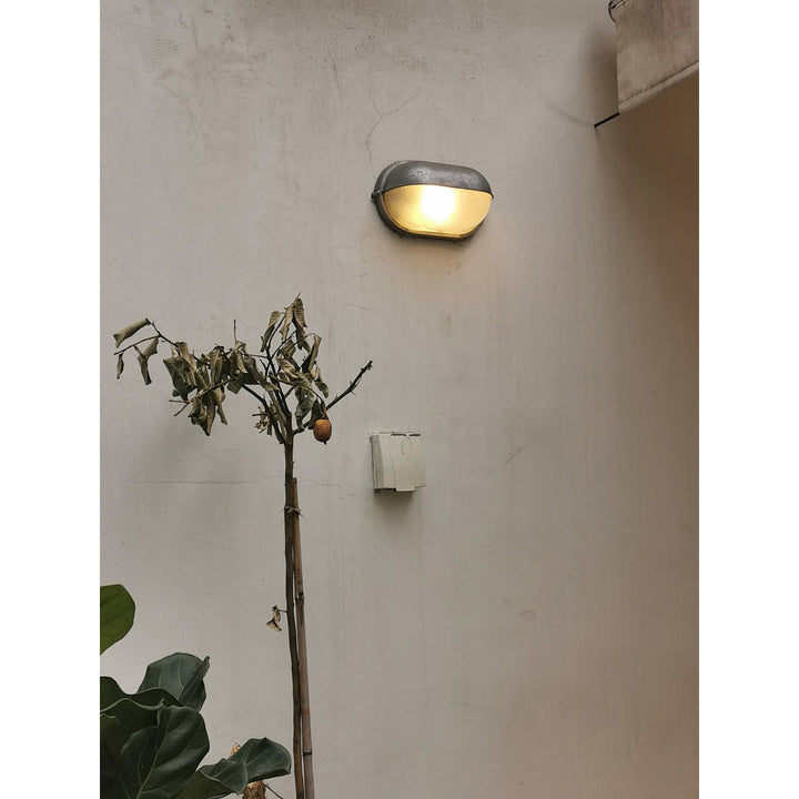 NautiLux: Applique marittima – Applique resistente alle intemperie in design industriale