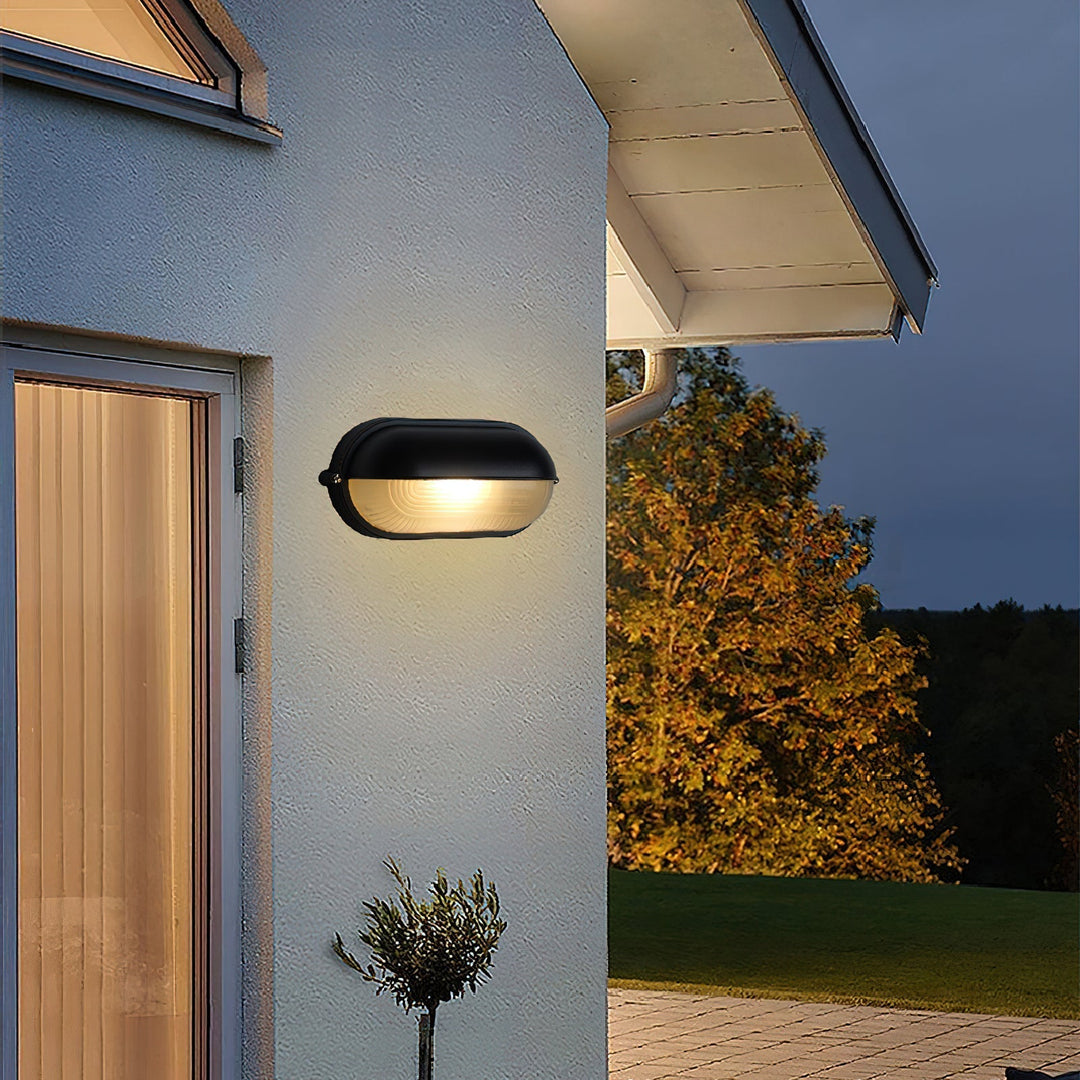NautiLux: Applique marittima – Applique resistente alle intemperie in design industriale