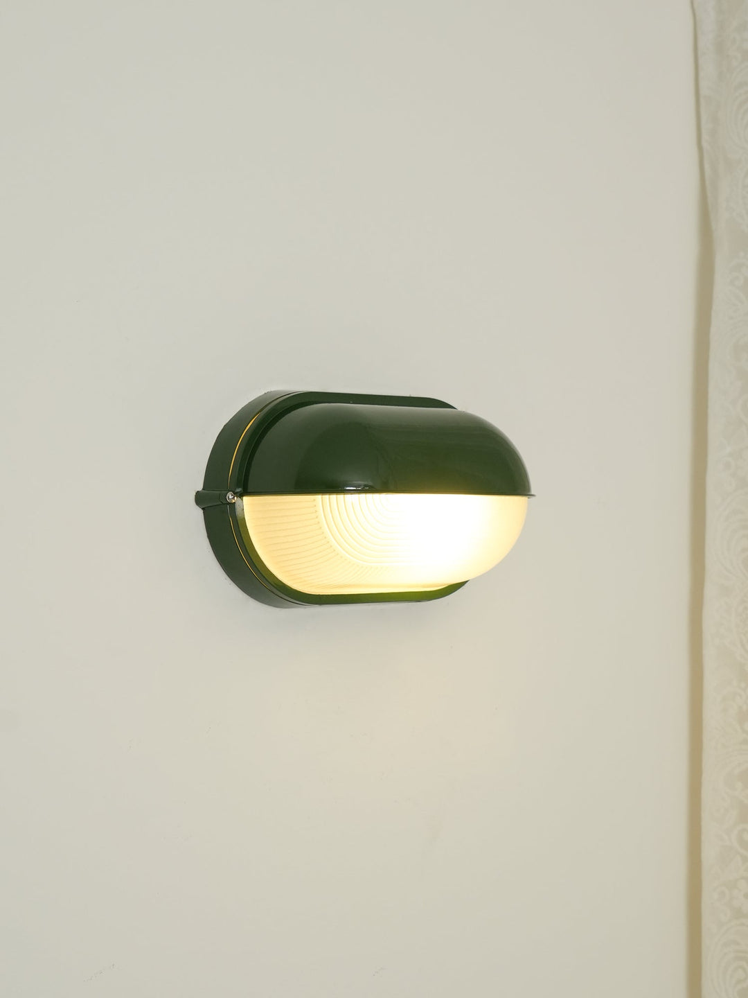 NautiLux: Applique marittima – Applique resistente alle intemperie in design industriale