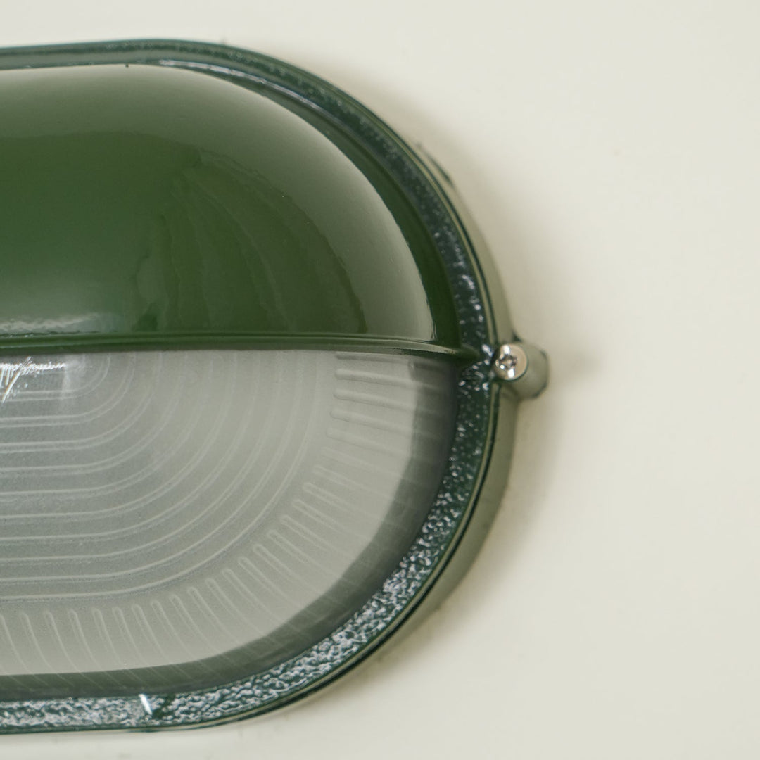 NautiLux: Applique marittima – Applique resistente alle intemperie in design industriale