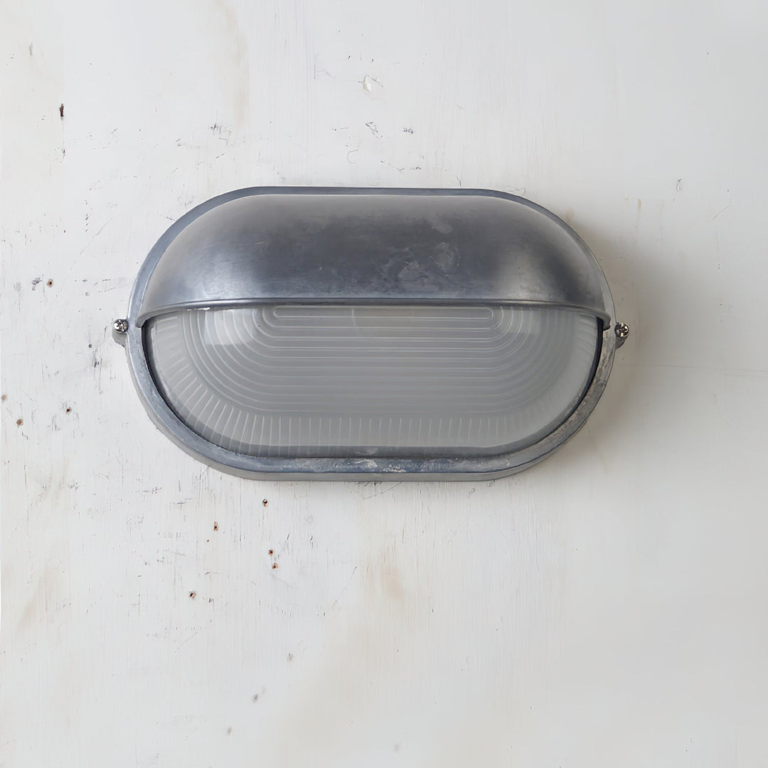 NautiLux: Applique marittima – Applique resistente alle intemperie in design industriale