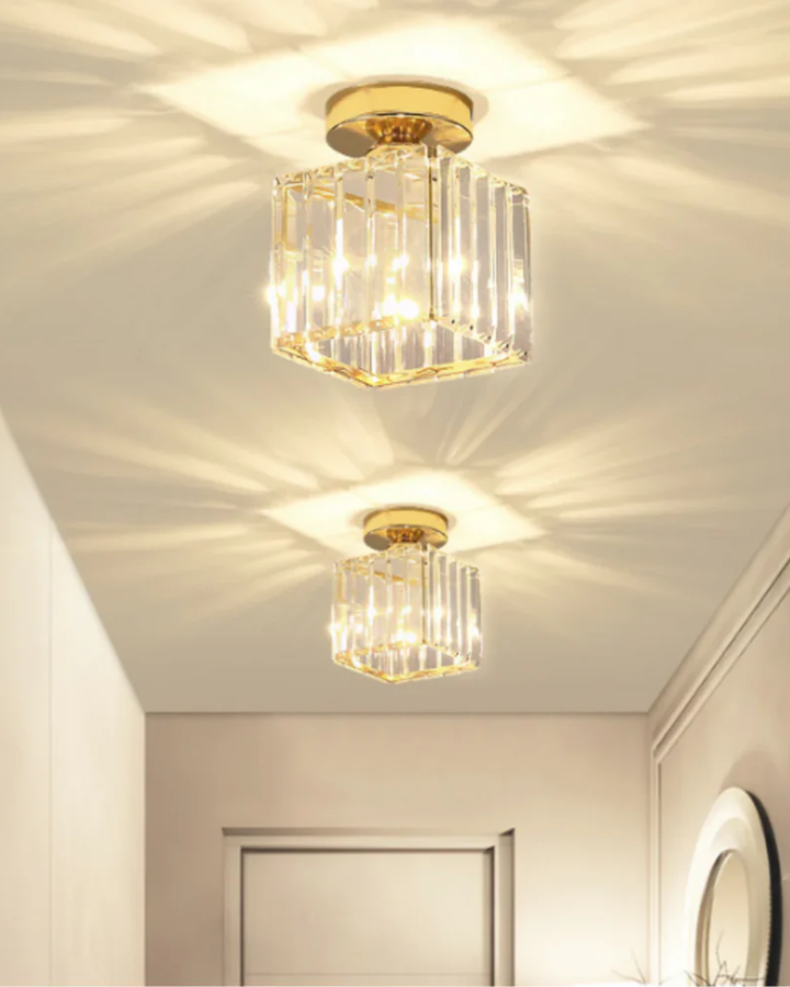 NoireLuxe: Lampada da soffitto moderna nera con paralume in vetro sfaccettato e luce bianca calda – per sala da pranzo e corridoio
