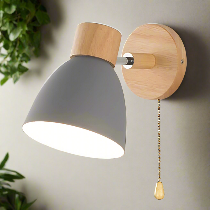 NordLuma: Applique Scandinava in Legno e Metallo – Lampada a Muro LED con Interruttore a Cordino per Camera da Letto e Corridoio