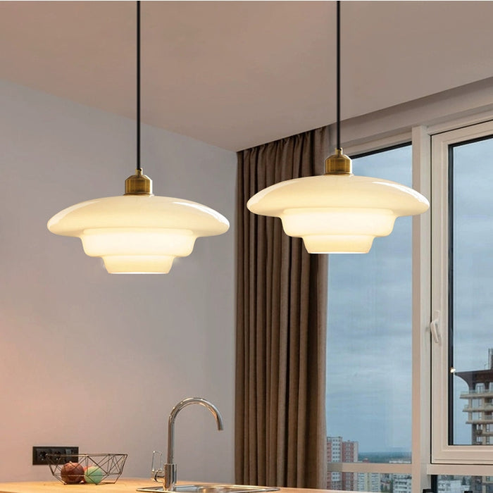 NordWeiß: Lampada a sospensione in vetro scandinavo – Lampada a sospensione in vetro opalino rotonda per sala da pranzo e soggiorno