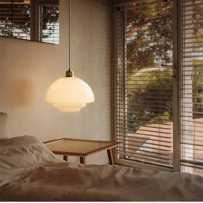 NordWeiß: Lampada a sospensione in vetro scandinavo – Lampada a sospensione in vetro opalino rotonda per sala da pranzo e soggiorno