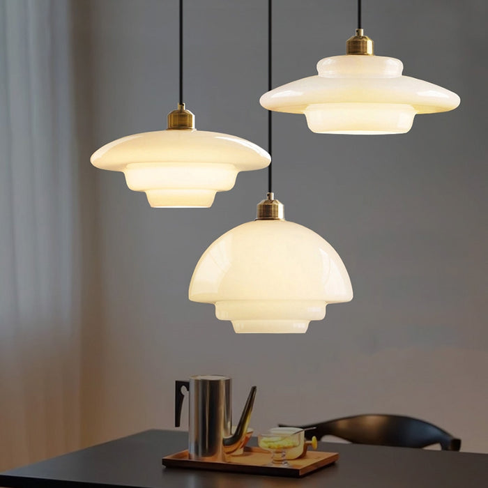 NordWeiß: Lampada a sospensione in vetro scandinavo – Lampada a sospensione in vetro opalino rotonda per sala da pranzo e soggiorno