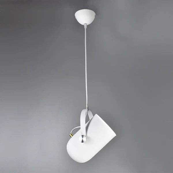 NordWink: Lampada a sospensione in alluminio nordico con forma a goccia angolare – per soggiorno e caffè