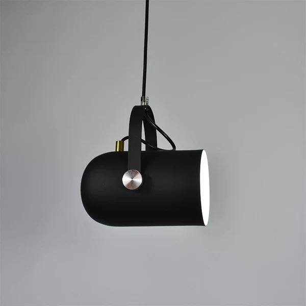 NordWink: Lampada a sospensione in alluminio nordico con forma a goccia angolare – per soggiorno e caffè