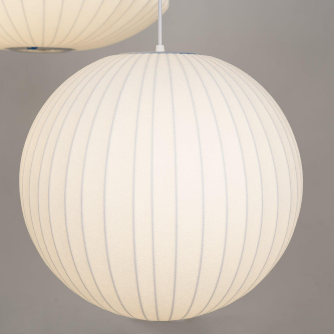 Nordelune: Lampada a sospensione con dettaglio in legno semilucido e paralume in tessuto bianco – per cucina e area colazione