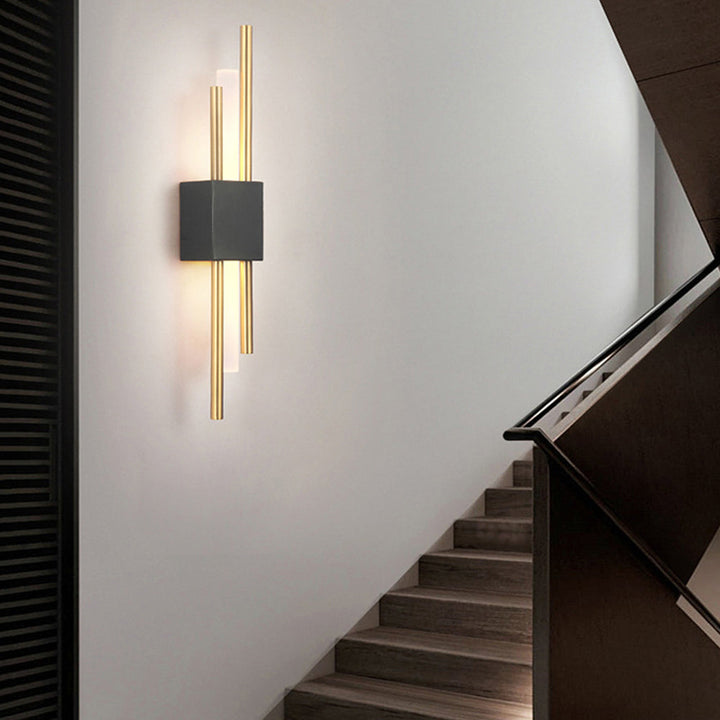 NordicGlanz: Applique LED nera moderna – design lussuoso con oro per soggiorno e sala da pranzo