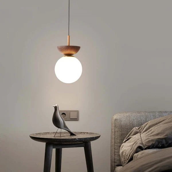 Nordiva: Lampada a sospensione in metallo e vetro con finitura in legno – per ambienti e uffici in stile scandinavo