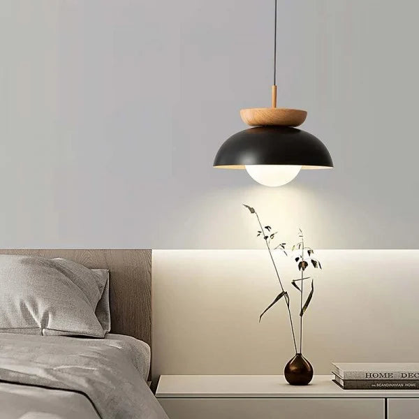 Nordiva: Lampada a sospensione in metallo e vetro con finitura in legno – per ambienti e uffici in stile scandinavo