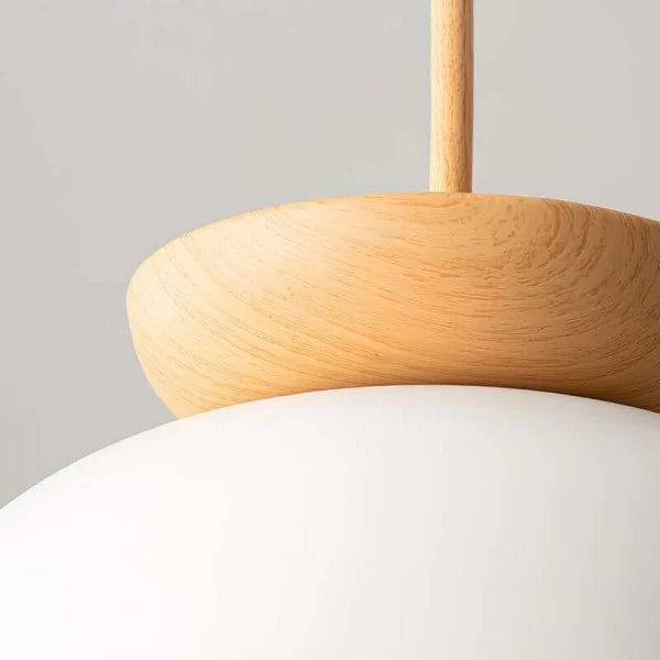 Nordiva: Lampada a sospensione in metallo e vetro con finitura in legno – per ambienti e uffici in stile scandinavo