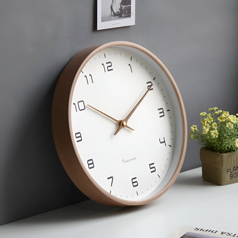 Norduhr: Orologio da parete rotondo in legno con movimento silenzioso e stile scandinavo – per ambienti moderni