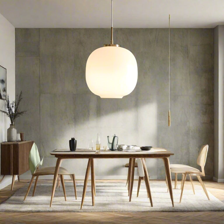 Nordvyn: Lampada a sospensione in vetro opalino scandinavo – Luce soffusa per soggiorno e sala da pranzo