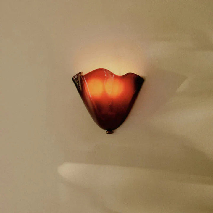 Lampada da parete LED a forma di conchiglia ispirata all&