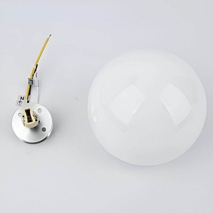 Orbique: Applique a Sfera Moderna – Lampada in Vetro Rotondo dal Design Minimalista