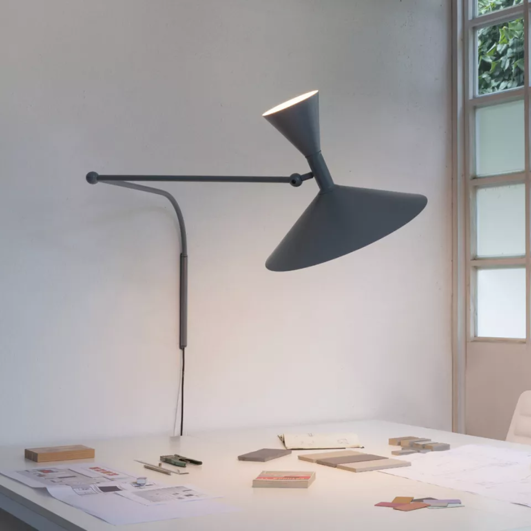 OrrinSchein: Applique LED minimalista in metallo con luce bianca calda – per camere da letto e soggiorni