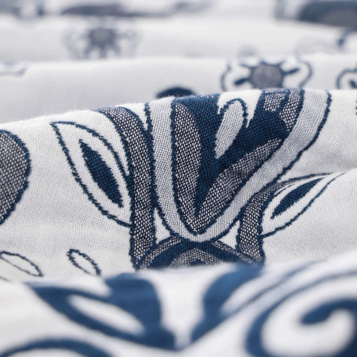 PaisleyTraum: Coperte in cotone con elegante motivo paisley e frange decorative – per divano e camera da letto