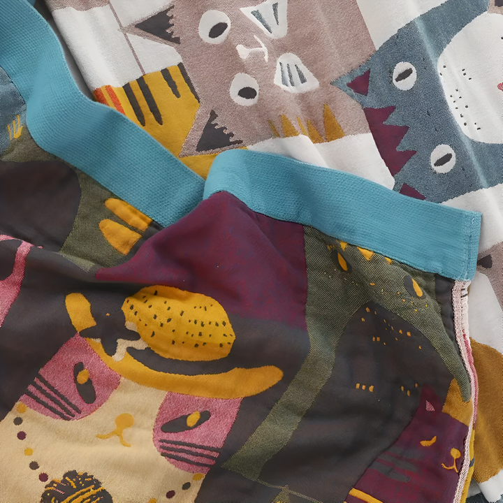 PfotenZauber: Coperte in cotone con un affettuoso motivo di gatto e un versatile design reversibile – per camera da letto e divano
