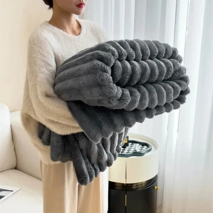 PlushNest: Coperta Morbida e Pelosa con Motivo a Strisce – Coperta Sofà Morbida per Letto e Soggiorno