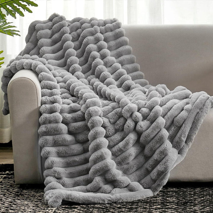 Coperta Morbida e Elegante a Righe per Divano, Letto e Area Living