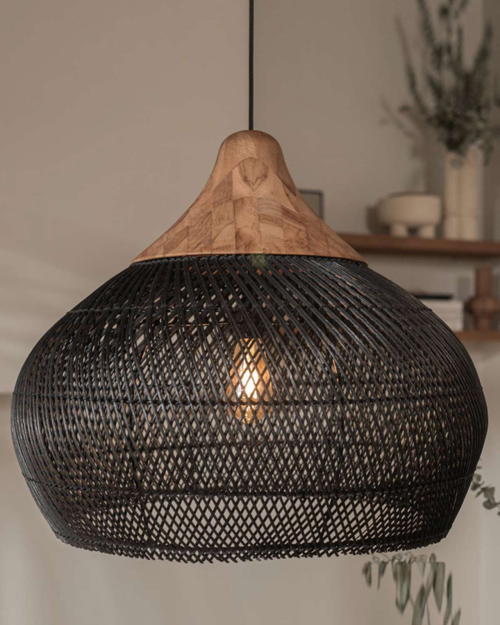 RattéaLuna: Lampada a sospensione rotonda in rattan intrecciata a mano con LED E27 e luce calda – per soggiorno e sala da pranzo