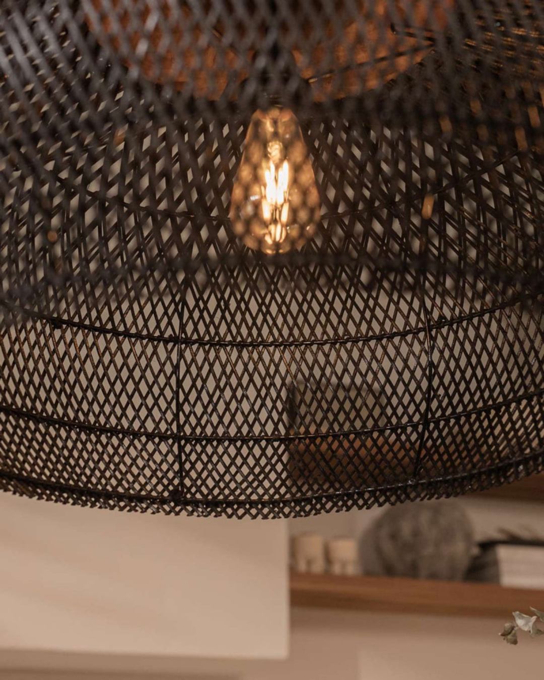 RattéaLuna: Lampada a sospensione rotonda in rattan intrecciata a mano con LED E27 e luce calda – per soggiorno e sala da pranzo