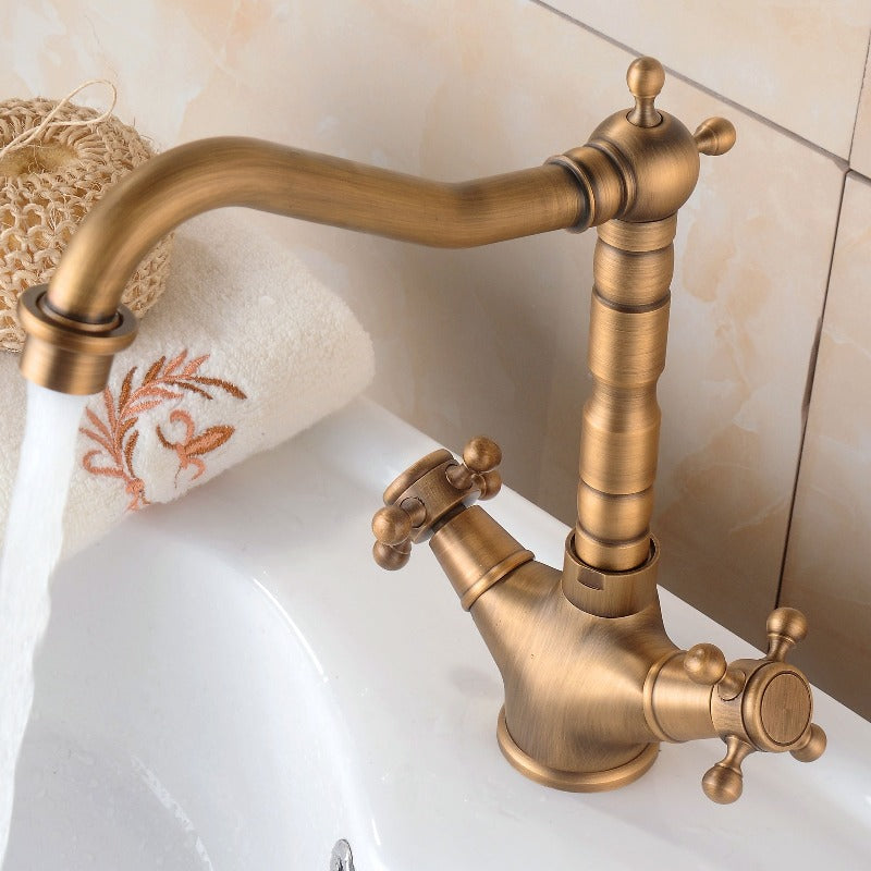 RetroFlow: Rubinetto da lavabo vintage in design antico – Rubinetto elegante per bagni nostalgici
