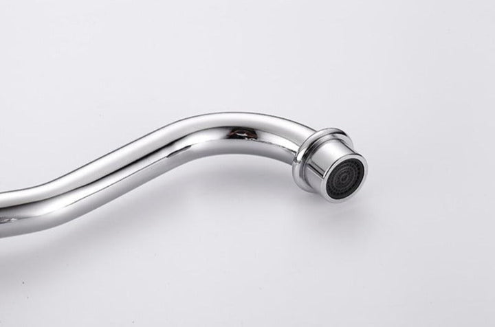RetroFlow: Rubinetto da lavabo vintage in design antico – Rubinetto elegante per bagni nostalgici
