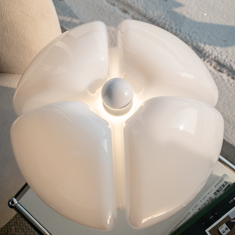 RetroLume: Lampada da Tavolo Vintage a LED – Lampada di Design in Stile Retro